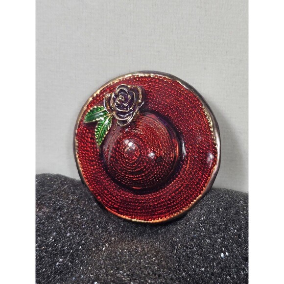 Unbranded Jewelry - Vintage Ladies Hat Brooch Gold Tone Red Rose Enameled Pin With Flower Retro Art